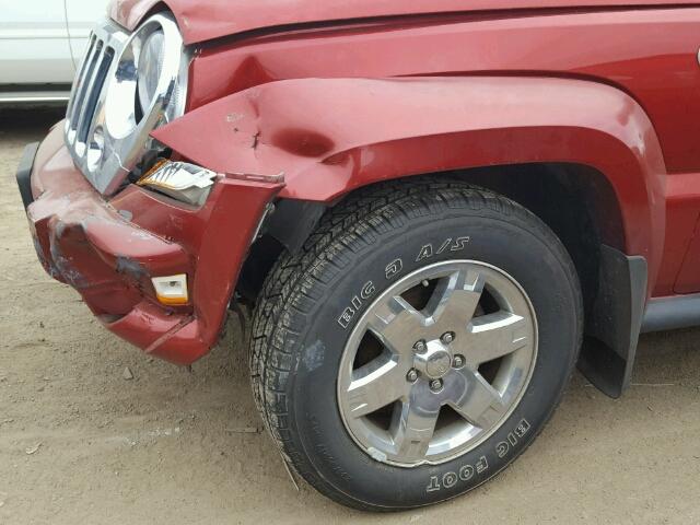 1J4GL58K96W294586 - 2006 JEEP LIBERTY LI RED photo 9
