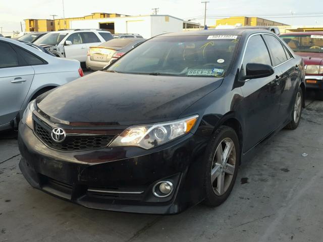 4T1BF1FK0EU739936 - 2014 TOYOTA CAMRY L BLACK photo 2