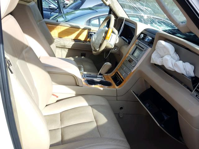 5LMFU28508LJ10236 - 2008 LINCOLN NAVIGATOR 白色 照片 5