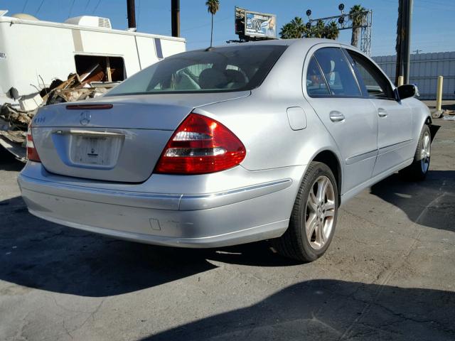 WDBUF56J56A870471 - 2006 MERCEDES-BENZ E 350 SILVER photo 4