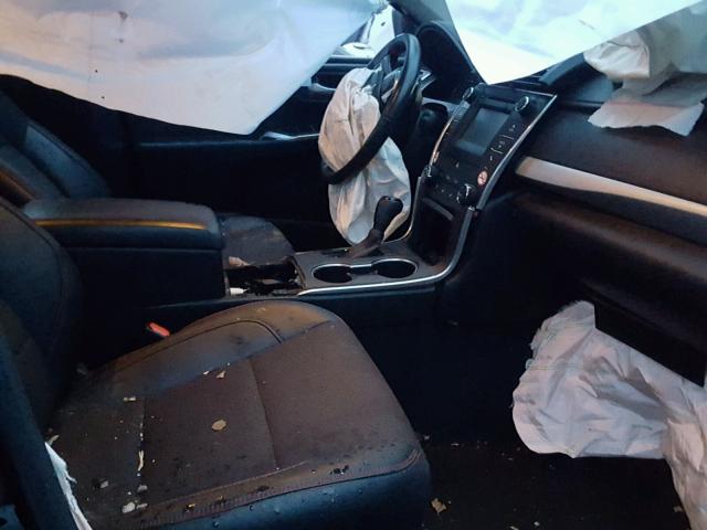 4T1BF1FK4HU305751 - 2017 TOYOTA CAMRY LE შავი ფოტო 5