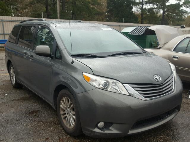 5TDYK3DCXDS365856 - 2013 TOYOTA SIENNA XLE GREEN photo 1