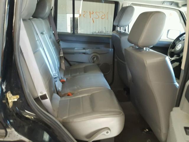 1J8HG48K06C252360 - 2006 JEEP COMMANDER BLACK photo 6
