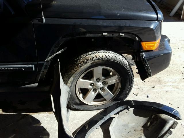 1J8HG48K06C252360 - 2006 JEEP COMMANDER BLACK photo 9