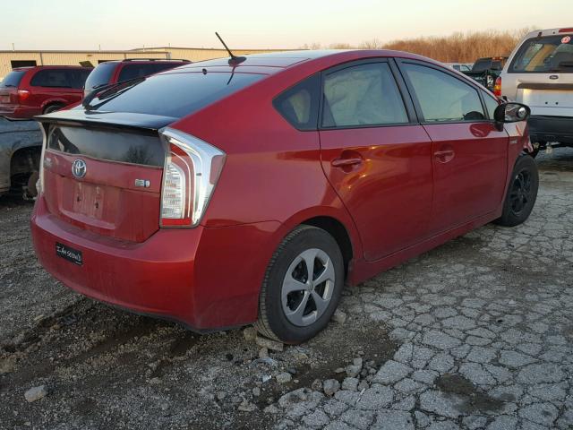 JTDKN3DU7F0397319 - 2015 TOYOTA PRIUS RED photo 4