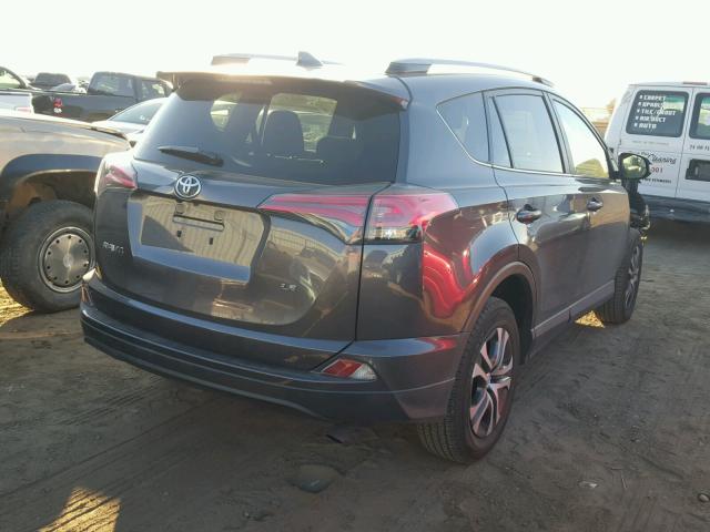 JTMZFREV9HJ128919 - 2017 TOYOTA RAV4 LE GRAY photo 4