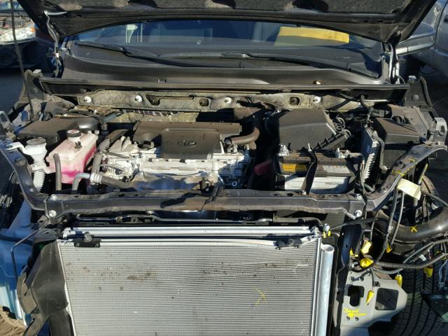 JTMZFREV9HJ128919 - 2017 TOYOTA RAV4 LE Boz foto 7