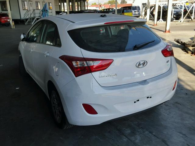 KMHD35LH5HU383070 - 2017 HYUNDAI ELANTRA GT WHITE photo 3