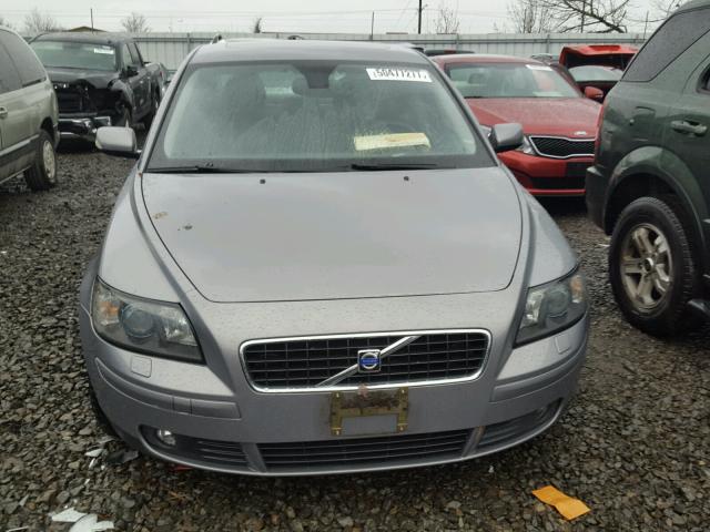 YV1MS682852121059 - 2005 VOLVO S40 T5 SILVER photo 9