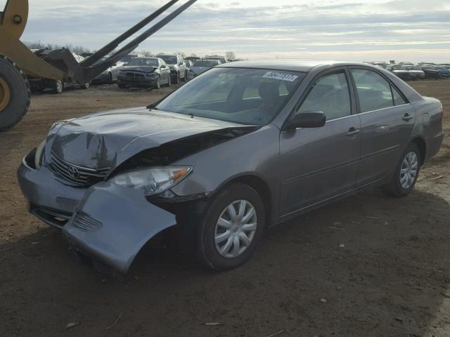 JTDBE32K163060175 - 2006 TOYOTA CAMRY LE GRAY photo 2