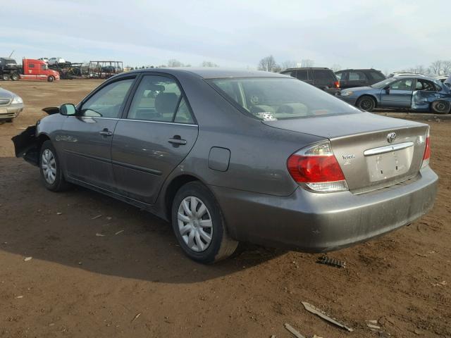 JTDBE32K163060175 - 2006 TOYOTA CAMRY LE GRAY photo 3