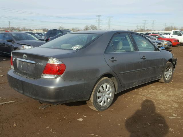 JTDBE32K163060175 - 2006 TOYOTA CAMRY LE GRAY photo 4