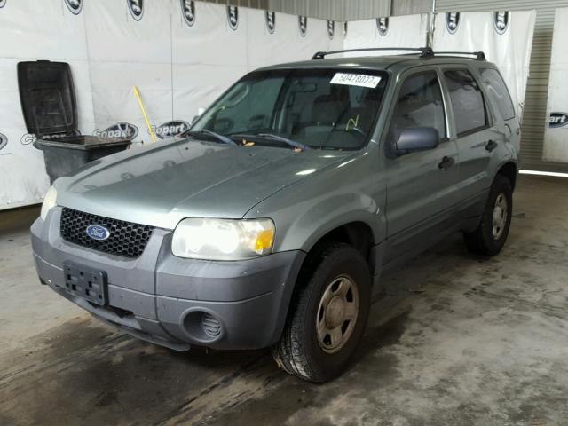 1FMCU02Z87KA07866 - 2007 FORD ESCAPE XLS GREEN photo 2