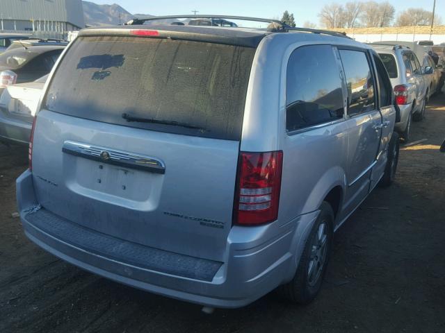 2A4RR5D12AR249950 - 2010 CHRYSLER TOWN & COU SILVER photo 4