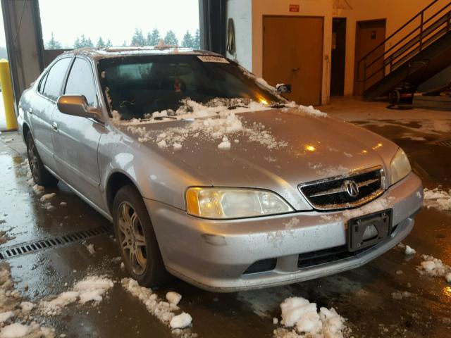 19UUA566XYA064710 - 2000 ACURA 3.2TL SILVER photo 1