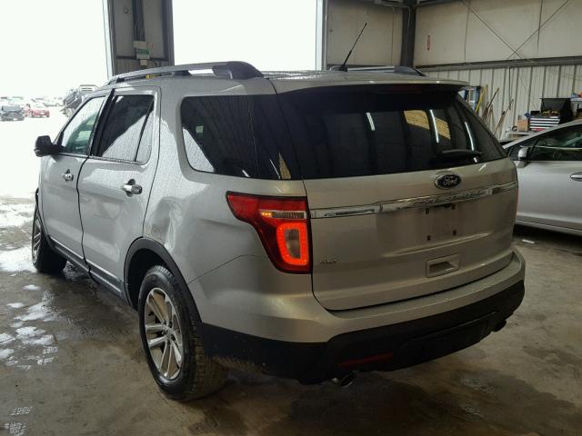 1FMHK7D81BGA56573 - 2011 FORD EXPLORER X SILVER photo 3