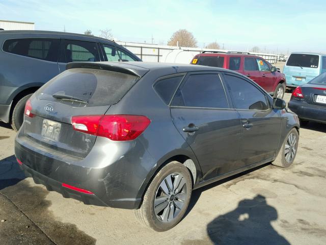 KNAFU5A21D5727651 - 2013 KIA FORTE EX BLACK photo 4