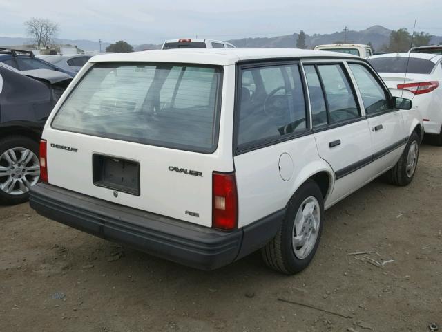 1G1JC8448N7111250 - 1992 CHEVROLET CAVALIER V WHITE photo 4