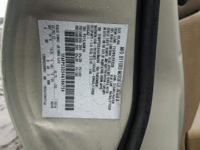 1FAFP53254A186754 - 2004 FORD TAURUS SE SILVER photo 10