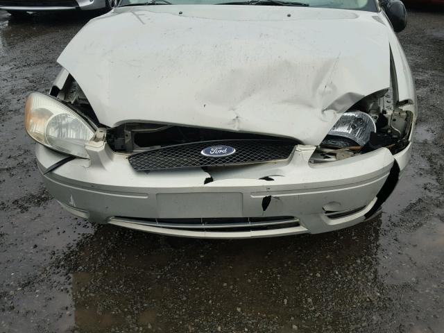 1FAFP53254A186754 - 2004 FORD TAURUS SE SILVER photo 9