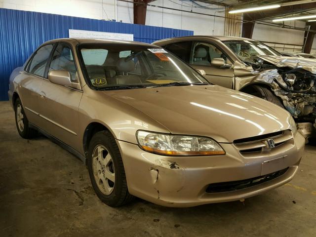 1HGCG669XYA103449 - 2000 HONDA ACCORD SE GOLD photo 1