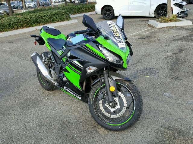 JKAEX8B12GDA31045 - 2016 KAWASAKI EX300 B GREEN photo 1