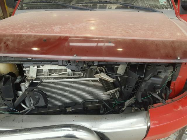 1N6BA06C78N336974 - 2008 NISSAN TITAN XE RED photo 7