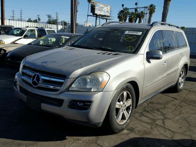 4JGBF71E07A122593 - 2007 MERCEDES-BENZ GL 450 4MA GOLD photo 2