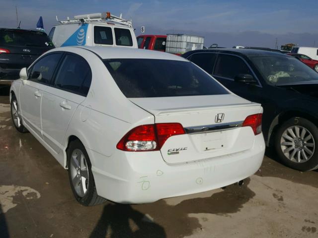 2HGFA1F69BH533621 - 2011 HONDA CIVIC LX-S Ақ фото 3