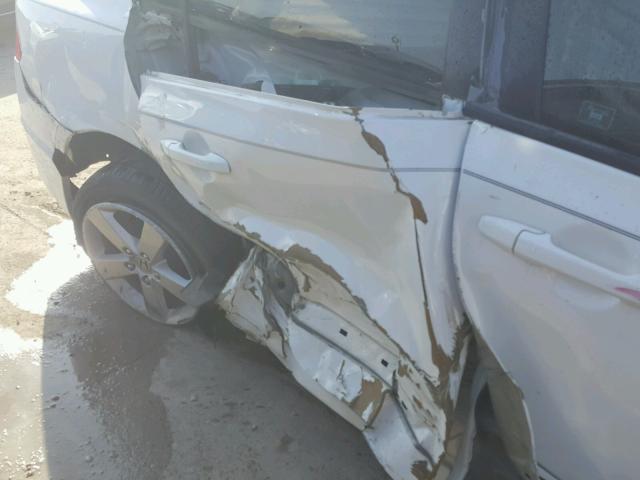 2HGFA1F69BH533621 - 2011 HONDA CIVIC LX-S Ақ фото 9