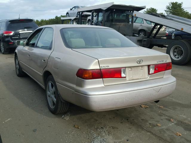 4T1BG22K81U795349 - 2001 TOYOTA CAMRY CE GOLD photo 3