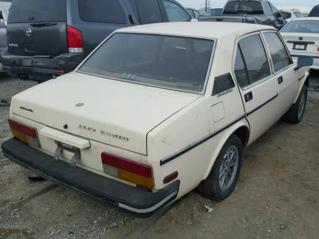 AR116582002208 - 1979 ALFA ROMEO ALFETTA BEIGE photo 4