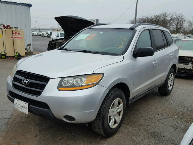 5NMSG13D09H240803 - 2009 HYUNDAI SANTA FE G SILVER photo 2