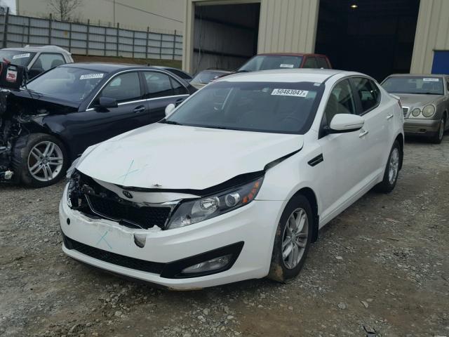 KNAGM4A74D5354535 - 2013 KIA OPTIMA LX WHITE photo 2