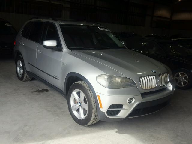 5UXZV8C5XBL417155 - 2011 BMW X5 XDRIVE5 SILVER photo 1