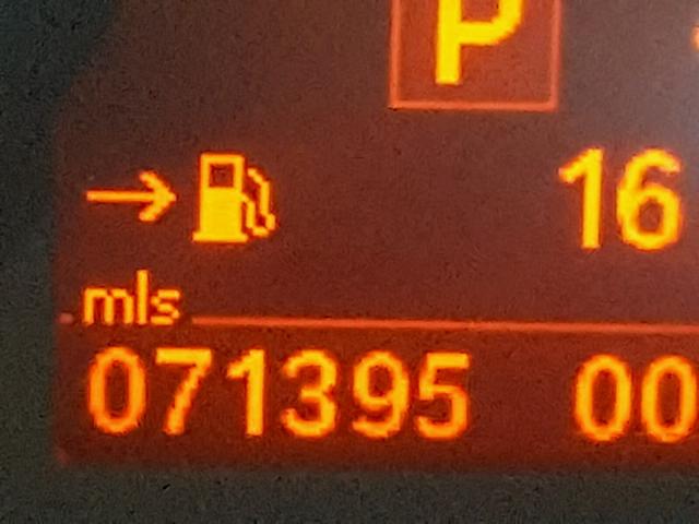 5UXZV8C5XBL417155 - 2011 BMW X5 XDRIVE5 SILVER photo 8