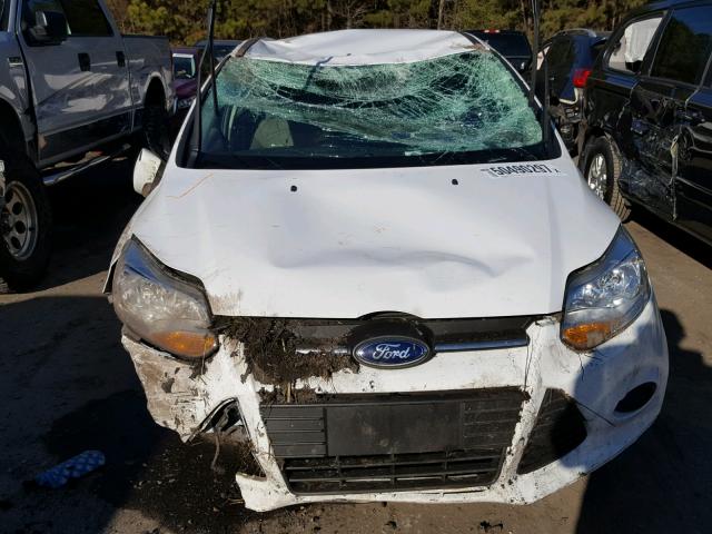 1FADP3F20EL314413 - 2014 FORD FOCUS SE WHITE photo 9