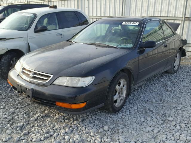 19UYA1255VL000338 - 1997 ACURA 2.2CL BLACK photo 2