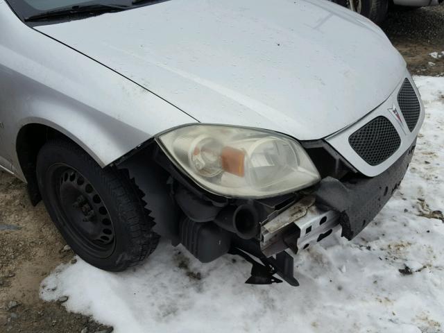 1G2AS18H397158713 - 2009 PONTIAC G5 SILVER photo 9