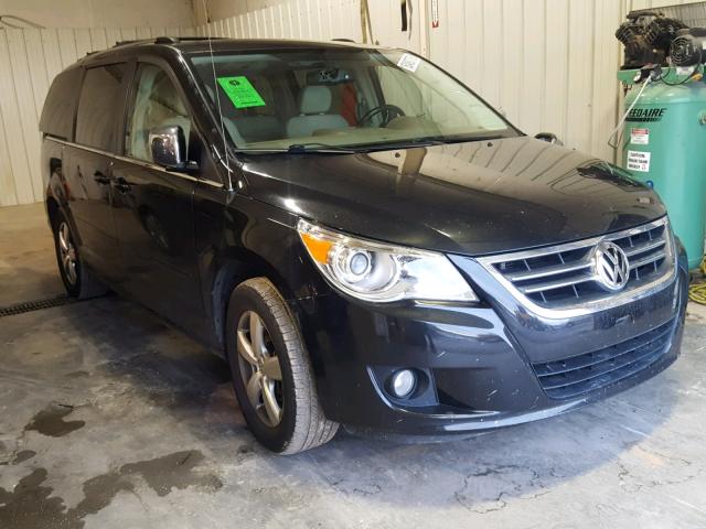 2V8HW64XX9R522542 - 2009 VOLKSWAGEN ROUTAN SEL BLACK photo 1