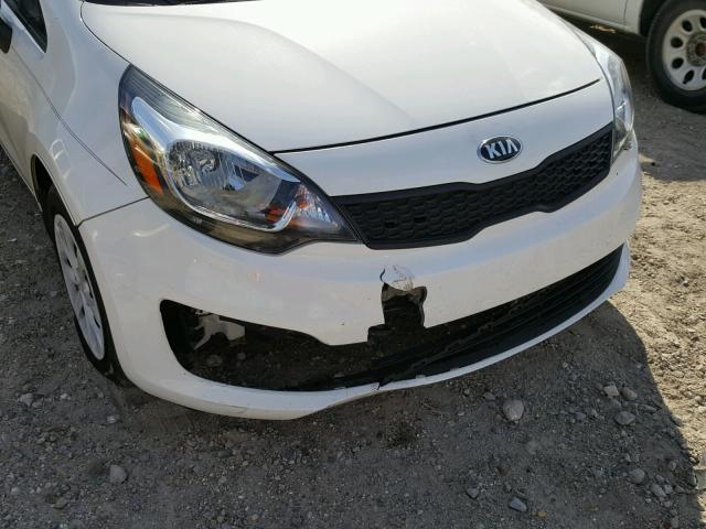 KNADM4A36G6638988 - 2016 KIA RIO LX WHITE photo 9