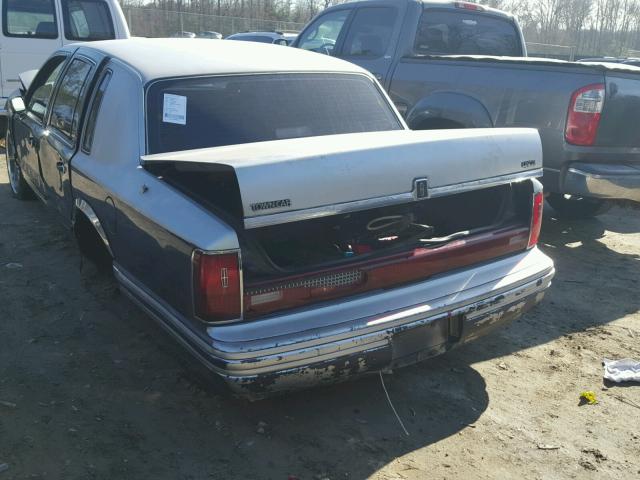 1LNLM82W6RY687738 - 1994 LINCOLN TOWN CAR S BLUE photo 3