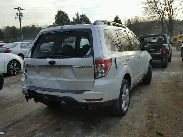 JF2SH64629H776214 - 2009 SUBARU FORESTER 2 WHITE photo 4