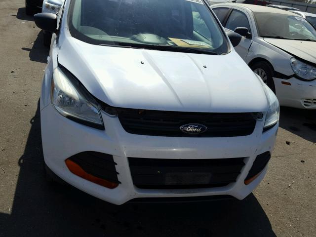 1FMCU0F7XDUC16213 - 2013 FORD ESCAPE S WHITE photo 9