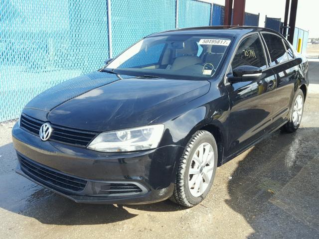 3VWDX7AJ7CM390512 - 2012 VOLKSWAGEN JETTA SE Qara foto 2