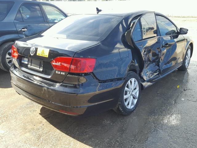 3VWDX7AJ7CM390512 - 2012 VOLKSWAGEN JETTA SE Qara foto 4