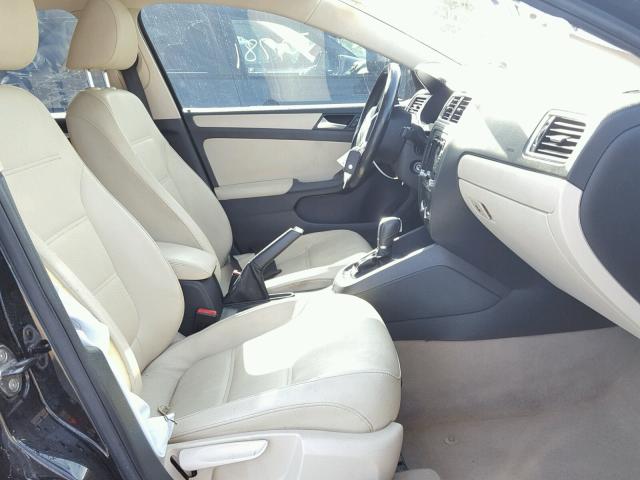3VWDX7AJ7CM390512 - 2012 VOLKSWAGEN JETTA SE Qara foto 5