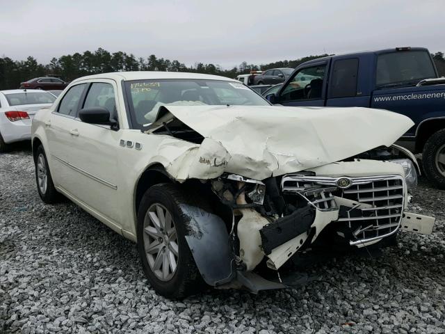 2C3KA43R58H250840 - 2008 CHRYSLER 300 LX CREAM photo 1