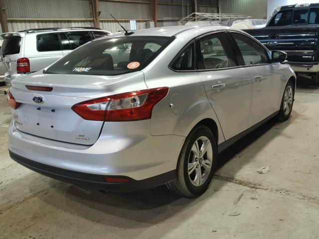 1FADP3F2XDL282634 - 2013 FORD FOCUS SE SILVER photo 4