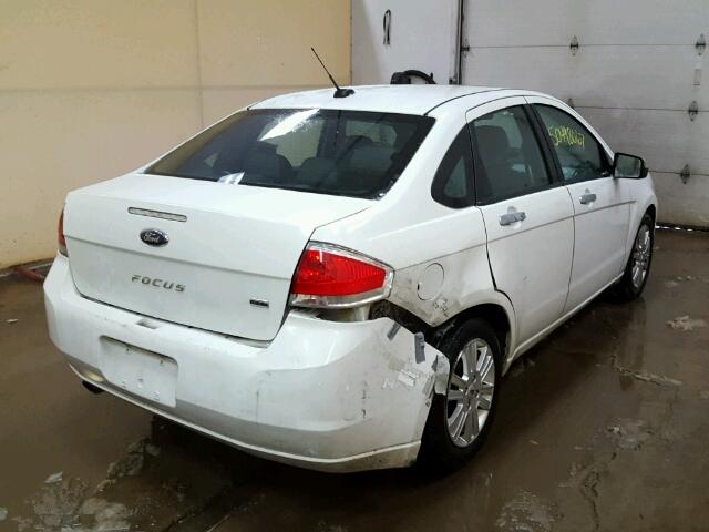 1FAHP3HN6BW178792 - 2011 FORD FOCUS SEL WHITE photo 4